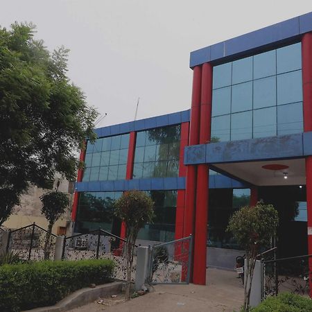 Hotel O Mulaqat Dadri Exterior foto